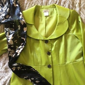 Chartreuse green 3/4 length sleeve dress blazer